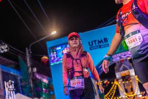 BIB: 5529, 0000, 5381
                            <button type="button" onclick="openModal(21813434)" class="btn btn-primary btn-sm float-right btn-popup" data-toggle="modal" data-target=".modal-high-quality">
                        <i class="fas fa-shopping-cart"></i> Add to Cart
                    </button>
                                            <button type="button" onclick="isThisMe(21813434, true)" class="btn btn-success btn-sm float-right btn-popup btn-isme hidden" data-toggle="tooltip" data-placement="bottom" title="นี่คือรูปของคุณใช่ไหม คลิกที่นี่เพื่อเอาเข้าอัลบั้ม">
                        <i class="fas fa-plus"></i> Add to album
                    </button>
                    <button type="button" onclick="isThisMe(21813434, false)" class="btn btn-warning btn-sm float-right btn-popup btn-isnotme hidden">
                        <i class="fas fa-ban"></i> Remove from album
                    </button>